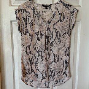 Express Women's Snake Print Blouse - Black and Cream